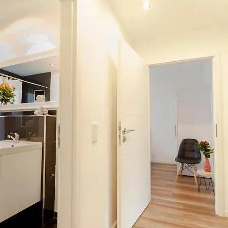 City Apart Hannover Апартаменты *